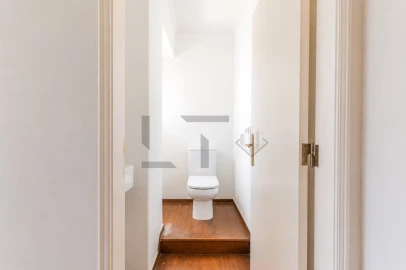 Apartamento T4 para Venda em Alvalade