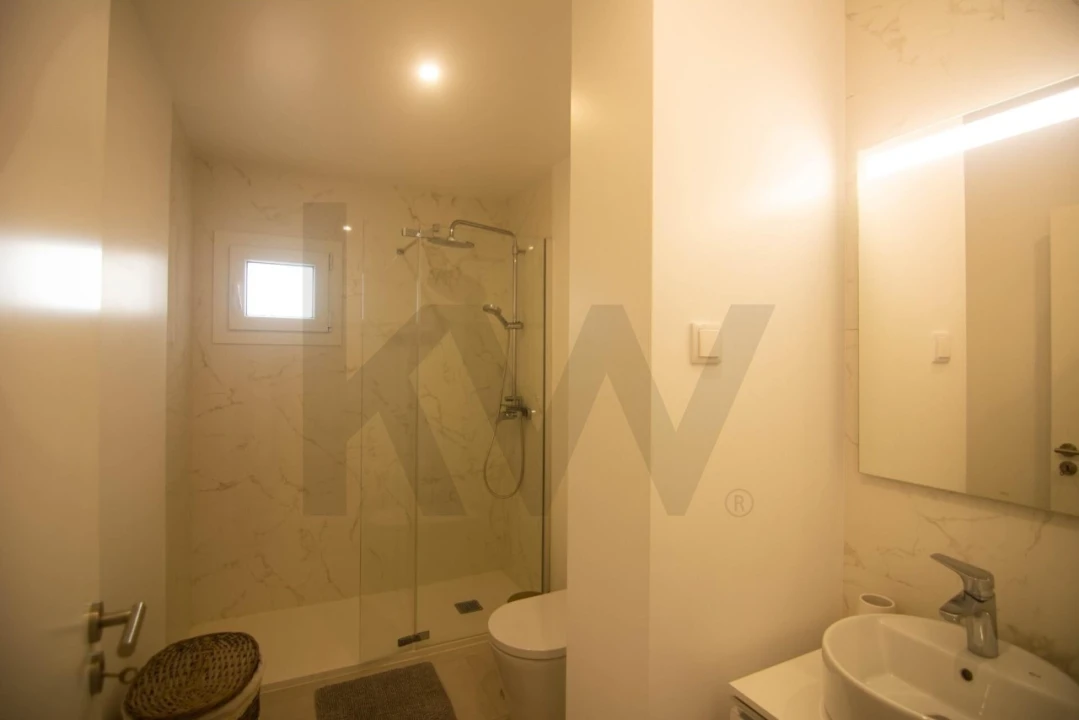 Apartamento T3 para Venda em Bombarral e Vale Covo Foto 22