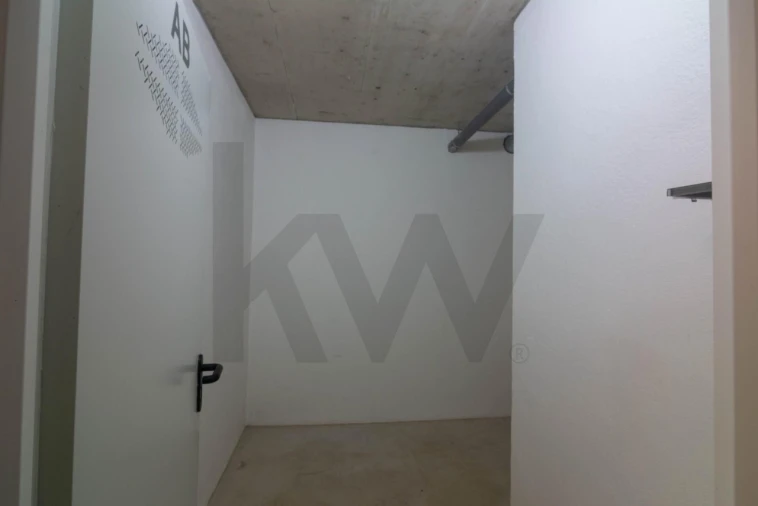 Apartamento T3 para Venda em Bombarral e Vale Covo Foto 28