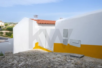 Moradia T3 para Venda em Santa Maria, São Pedro e Sobral da Lagoa
