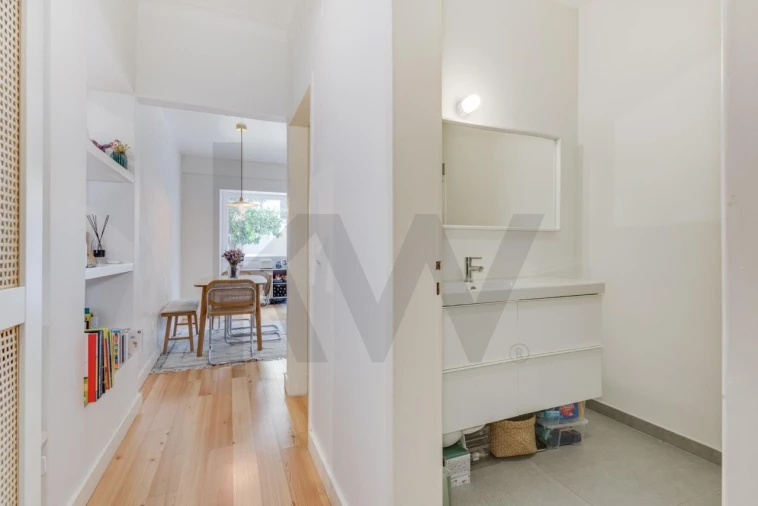 Apartamento T2 para Venda em Ajuda Foto 24