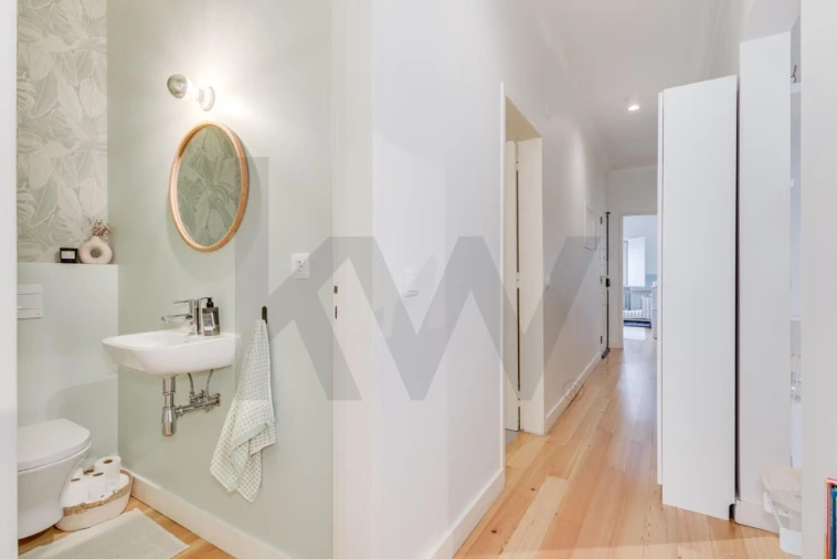 Apartamento T2 para Venda em Ajuda Foto 26