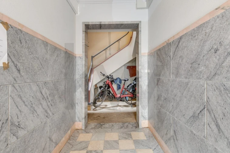 Apartamento T2 para Venda em Ajuda Foto 32