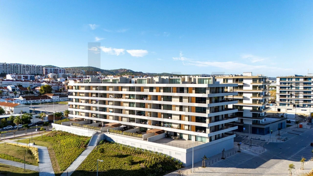 Apartamento T3 para Venda em Póvoa de Santa Iria e Forte da Casa Foto 32