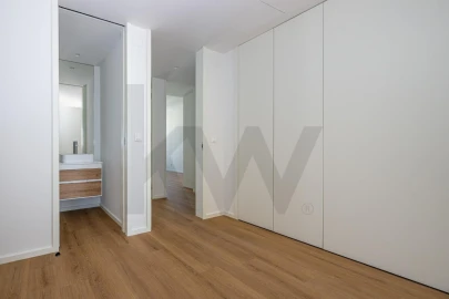 Apartamento T3 para Venda em Póvoa de Santa Iria e Forte da Casa