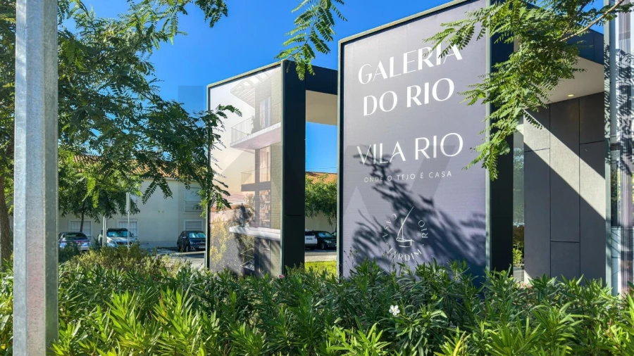 Apartamento T3 para Venda em Póvoa de Santa Iria e Forte da Casa Foto 28