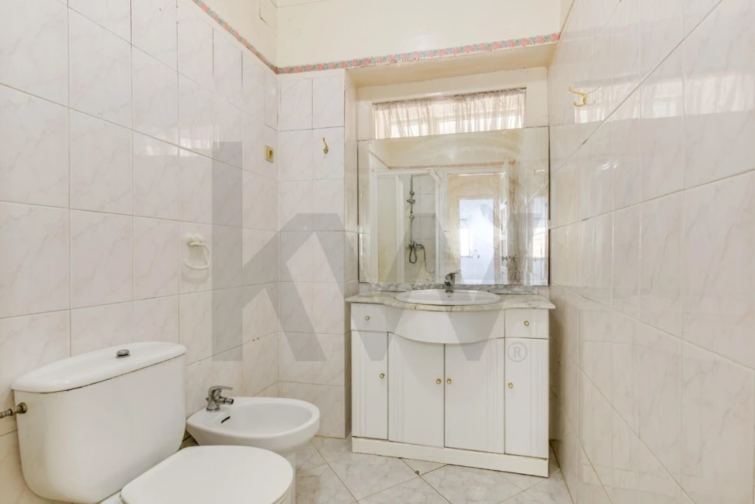 Apartamento T2 para Venda em Almada, Cova da Piedade, Pragal e Cacilhas Foto 23