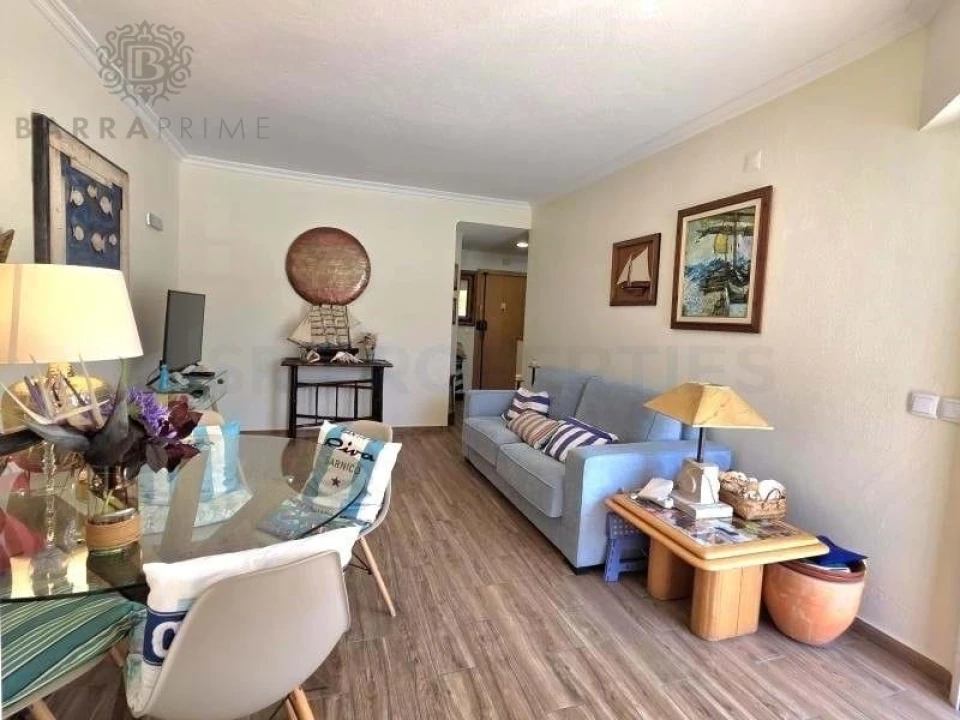 Apartamento T1 para Venda em Quarteira Foto 4
