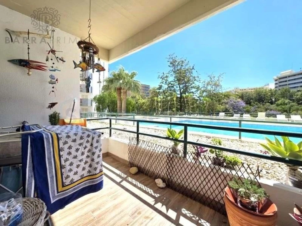 Apartamento T1 para Venda em Quarteira Foto 9