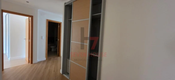 Apartamento T3 para Venda em Santo Antão e São Julião do Tojal