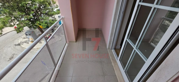 Apartamento T3 para Venda em Santo Antão e São Julião do Tojal