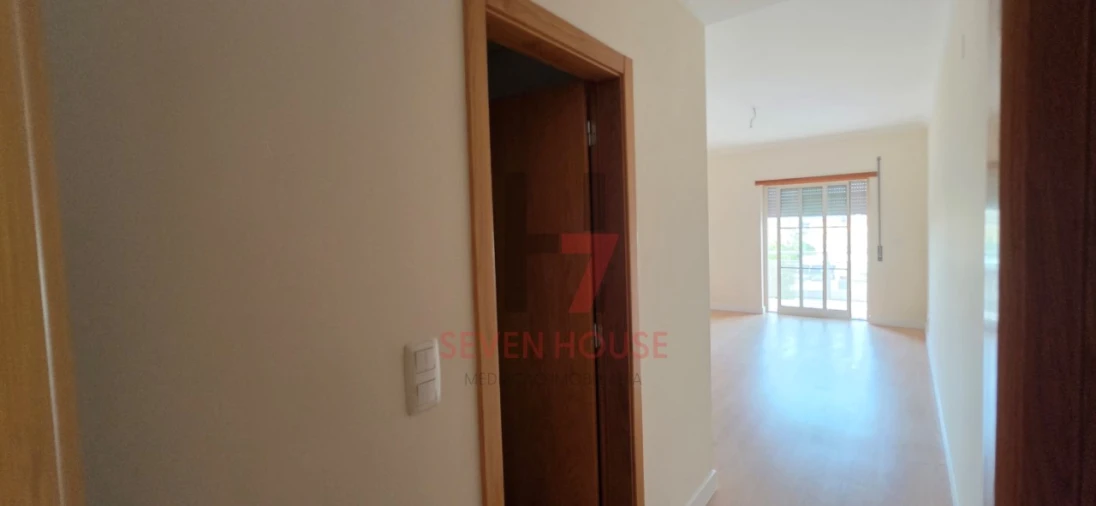 Apartamento T3 para Venda em Santo Antão e São Julião do Tojal Foto 10
