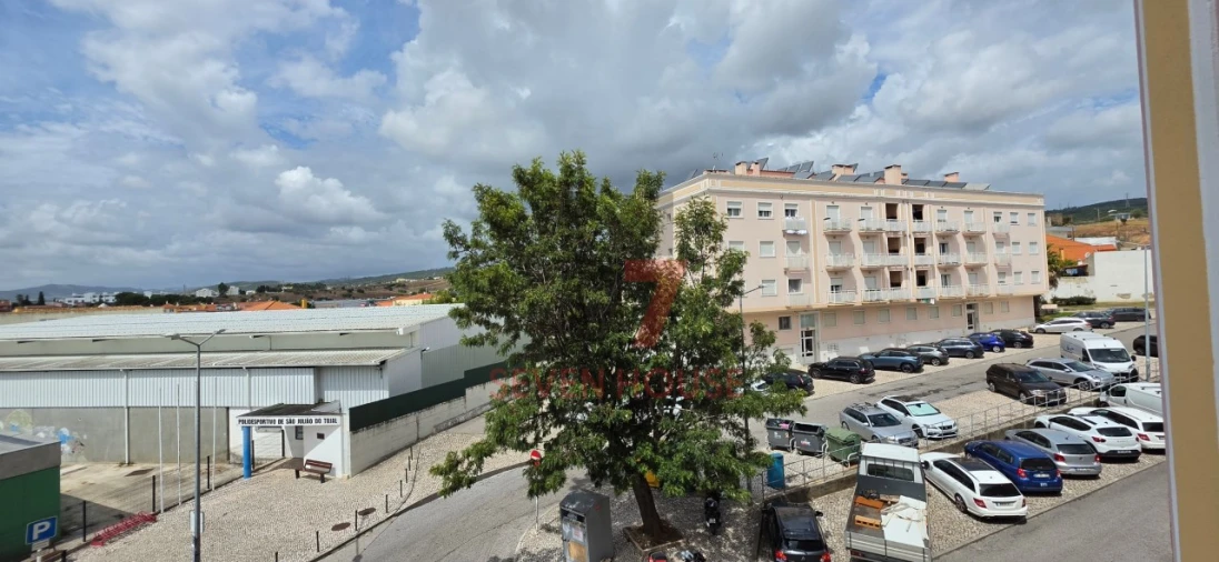 Apartamento T3 para Venda em Santo Antão e São Julião do Tojal Foto 20