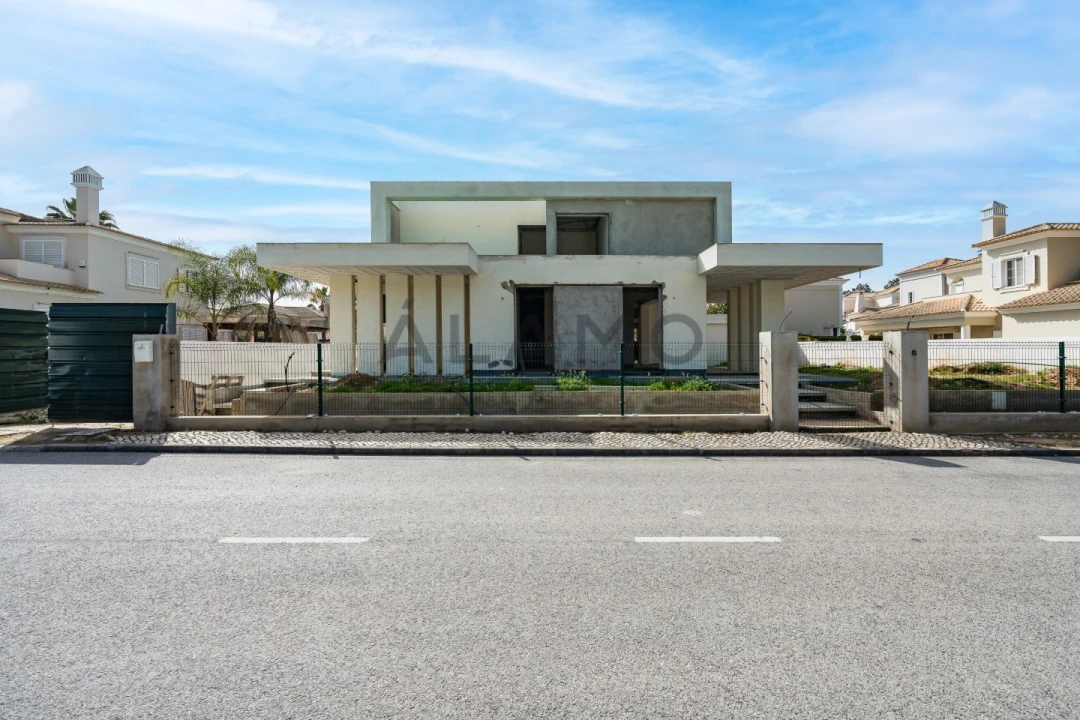 Moradia T5 para Venda em Almancil Foto 3