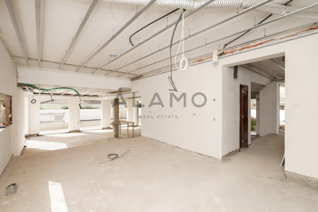 Moradia T5 para Venda em Almancil Foto 34