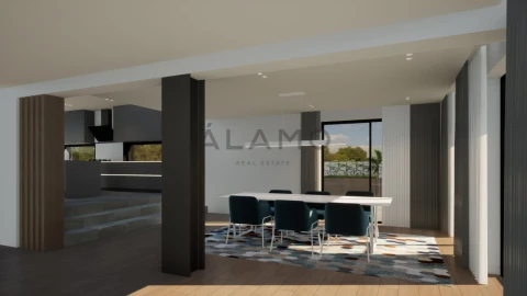 Moradia T5 para Venda em Almancil