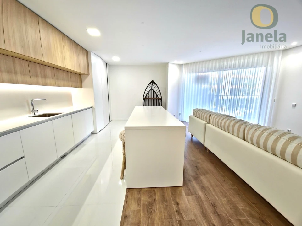 Apartamento T1 para Venda em Olhão Foto 3
