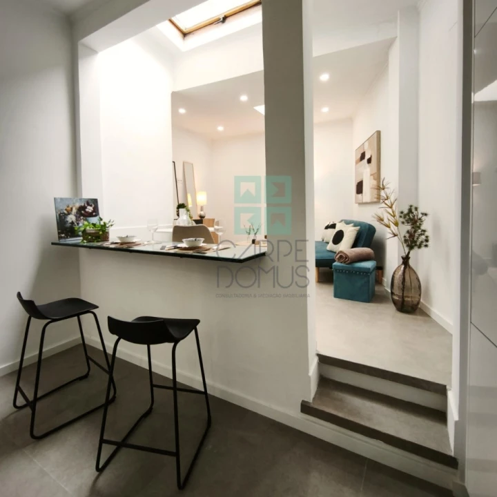 Apartamento T3 para Venda em Benfica Foto 5