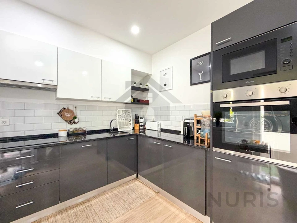Apartamento T2 para Arrendamento em Portimão Foto 8