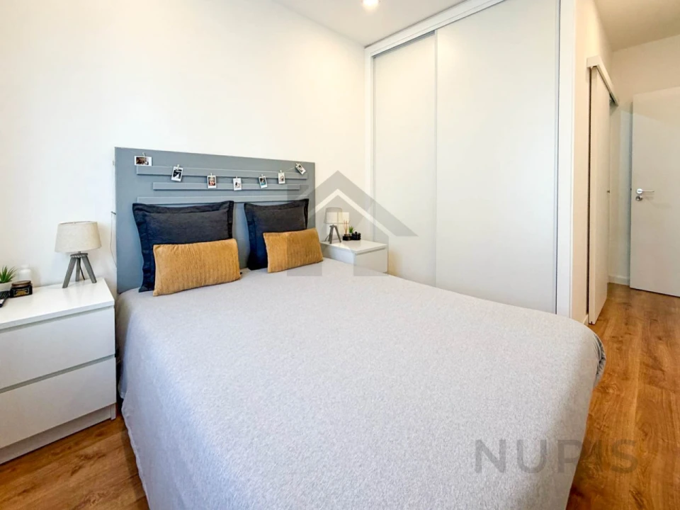 Apartamento T2 para Arrendamento em Portimão Foto 10