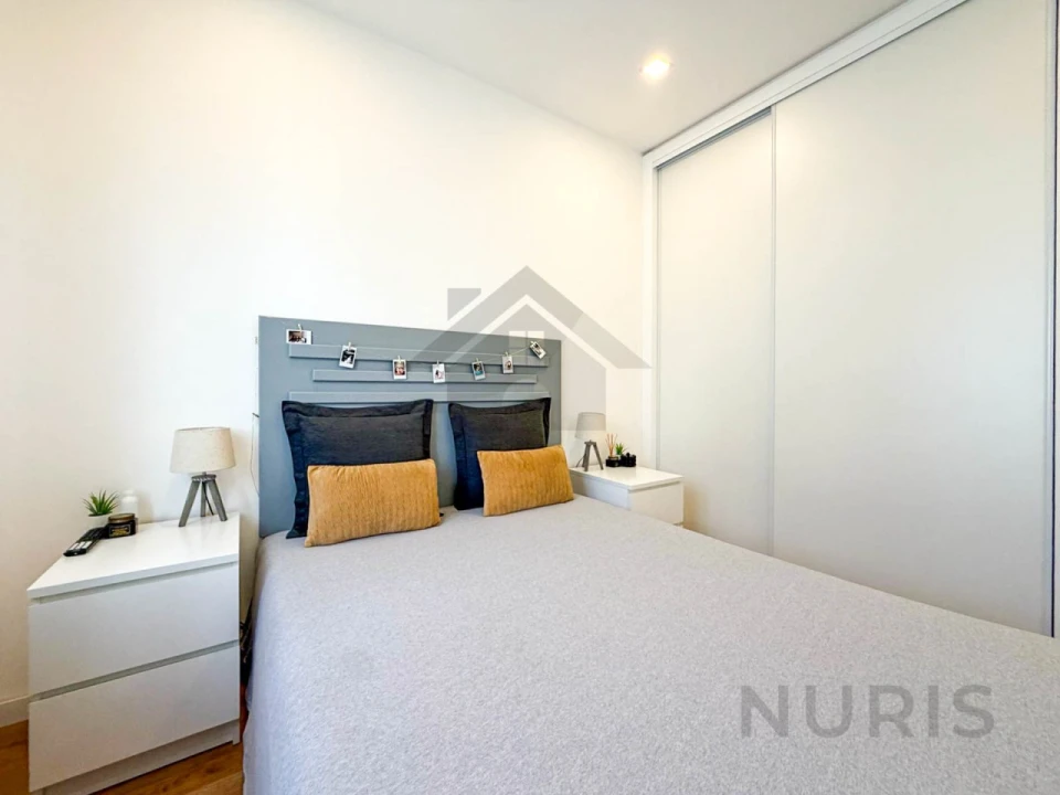 Apartamento T2 para Arrendamento em Portimão Foto 11