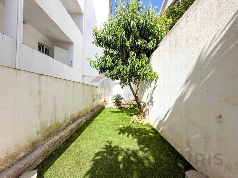 Apartamento T2 para Arrendamento em Portimão Foto 18