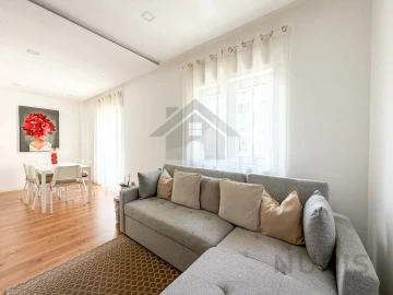 Apartamento T2 para Arrendamento em Portimão