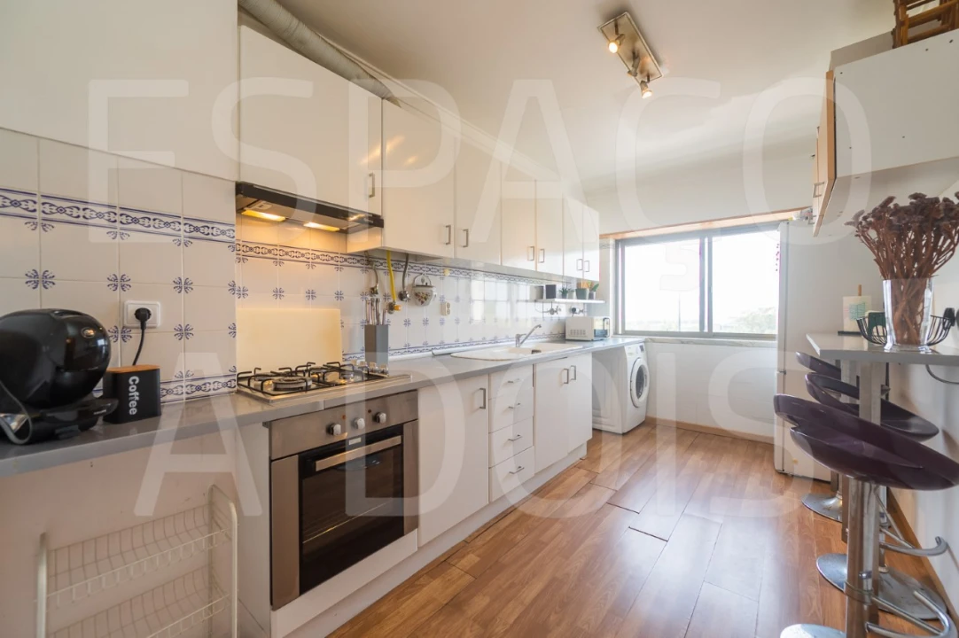 Apartamento T2 para Venda em Cacém e São Marcos Foto 12
