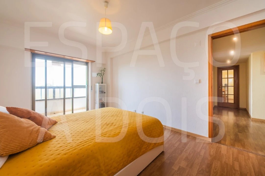 Apartamento T2 para Venda em Cacém e São Marcos Foto 22