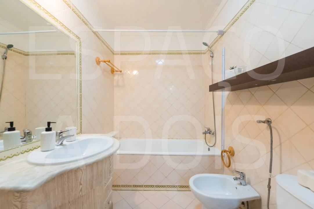 Apartamento T2 para Venda em Cacém e São Marcos Foto 31