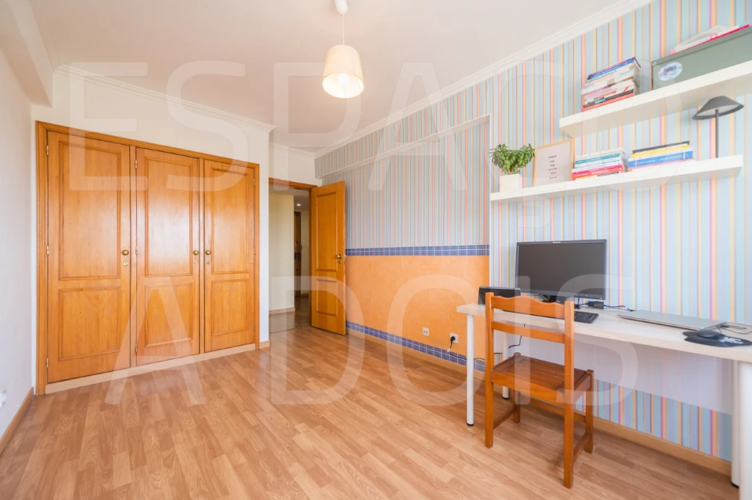 Apartamento T2 para Venda em Cacém e São Marcos Foto 38