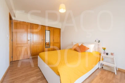 Apartamento T2 para Venda em Cacém e São Marcos
