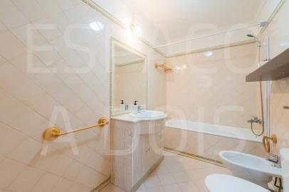 Apartamento T2 para Venda em Cacém e São Marcos