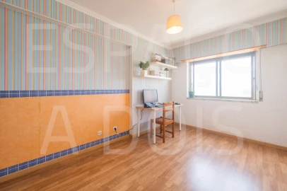 Apartamento T2 para Venda em Cacém e São Marcos