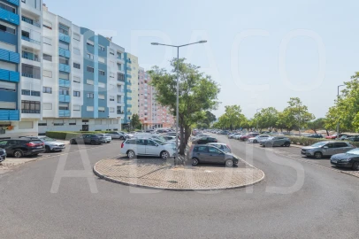 Apartamento T2 para Venda em Cacém e São Marcos