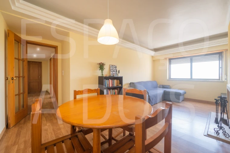 Apartamento T2 para Venda em Cacém e São Marcos Foto 4