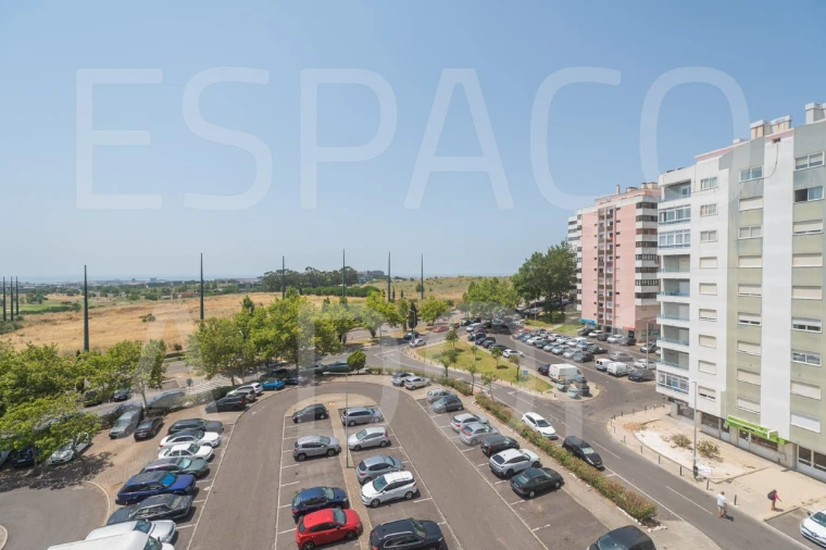 Apartamento T2 para Venda em Cacém e São Marcos Foto 36