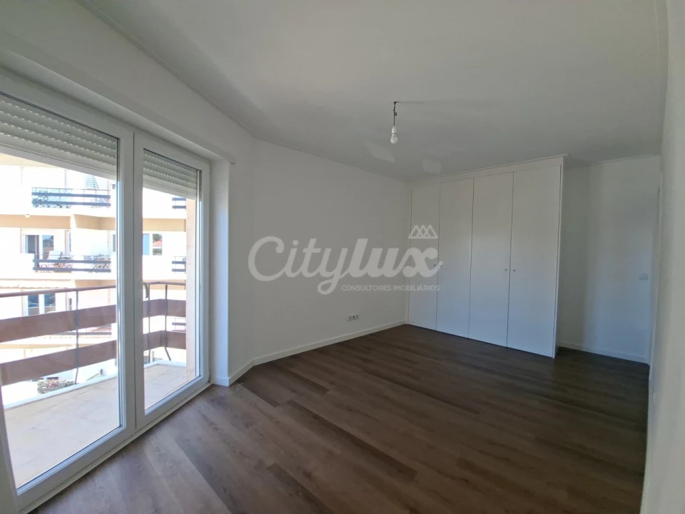 Apartamento T4 para Arrendamento em Cascais e Estoril Foto 18