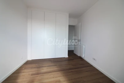 Apartamento T4 para Arrendamento em Cascais e Estoril