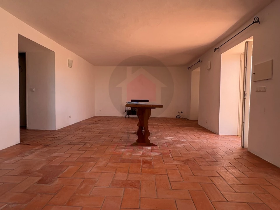 Moradia T4 para Venda em Santa Maria, São Pedro e Sobral da Lagoa Foto 5