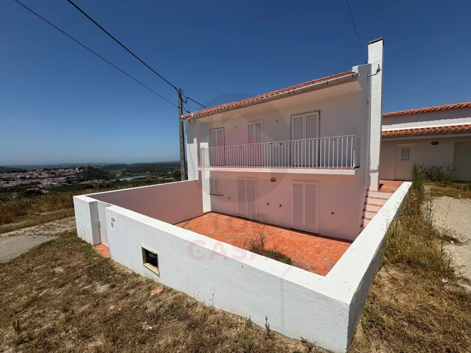 Moradia T4 para Venda em Santa Maria, São Pedro e Sobral da Lagoa Foto 33