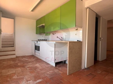 Moradia T4 para Venda em Santa Maria, São Pedro e Sobral da Lagoa