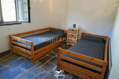 Moradia T4 para Venda em Mouronho
