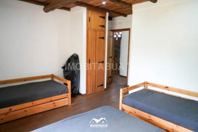 Moradia T4 para Venda em Mouronho