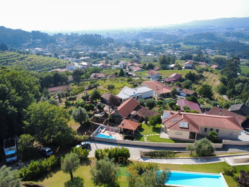 Moradia T3 para Venda em Durrães e Tregosa Foto 12