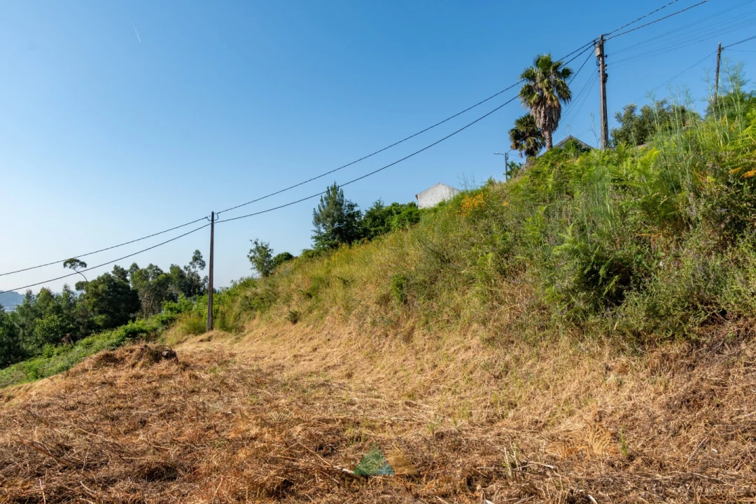 Terreno para Venda em Arcozelo Foto 10