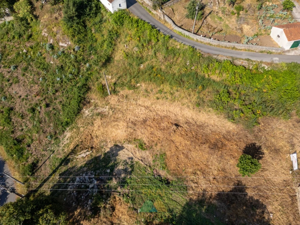 Terreno para Venda em Arcozelo Foto 4