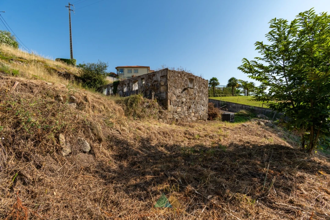 Terreno para Venda em Arcozelo Foto 8