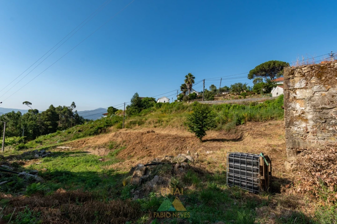 Terreno para Venda em Arcozelo Foto 12