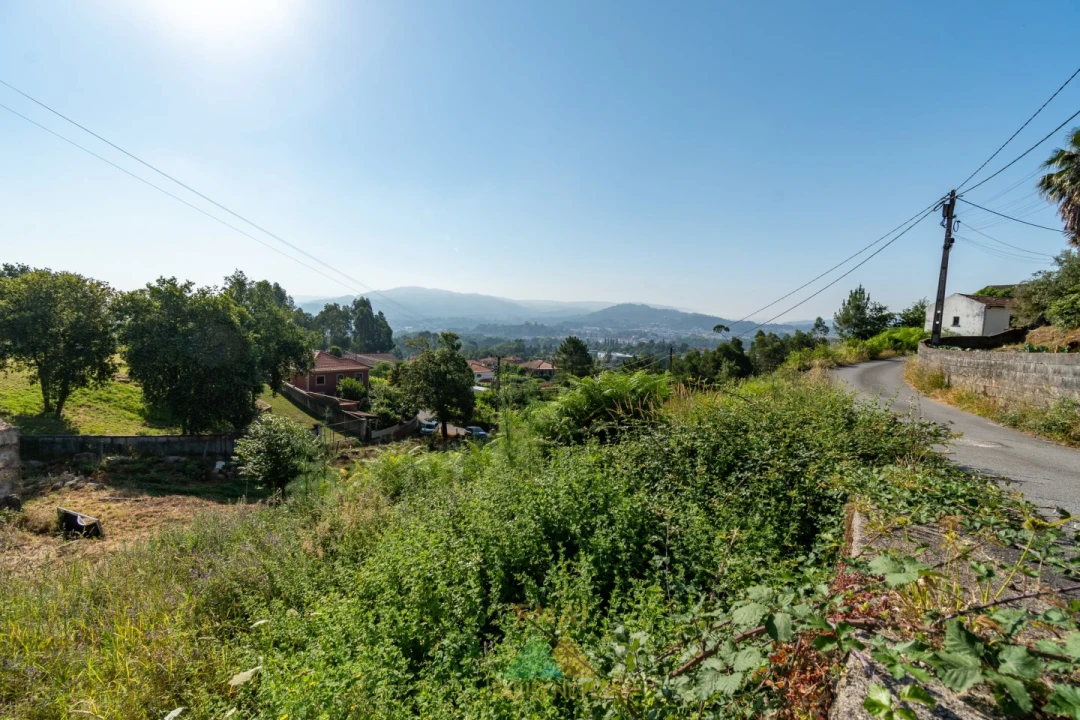 Terreno para Venda em Arcozelo Foto 18